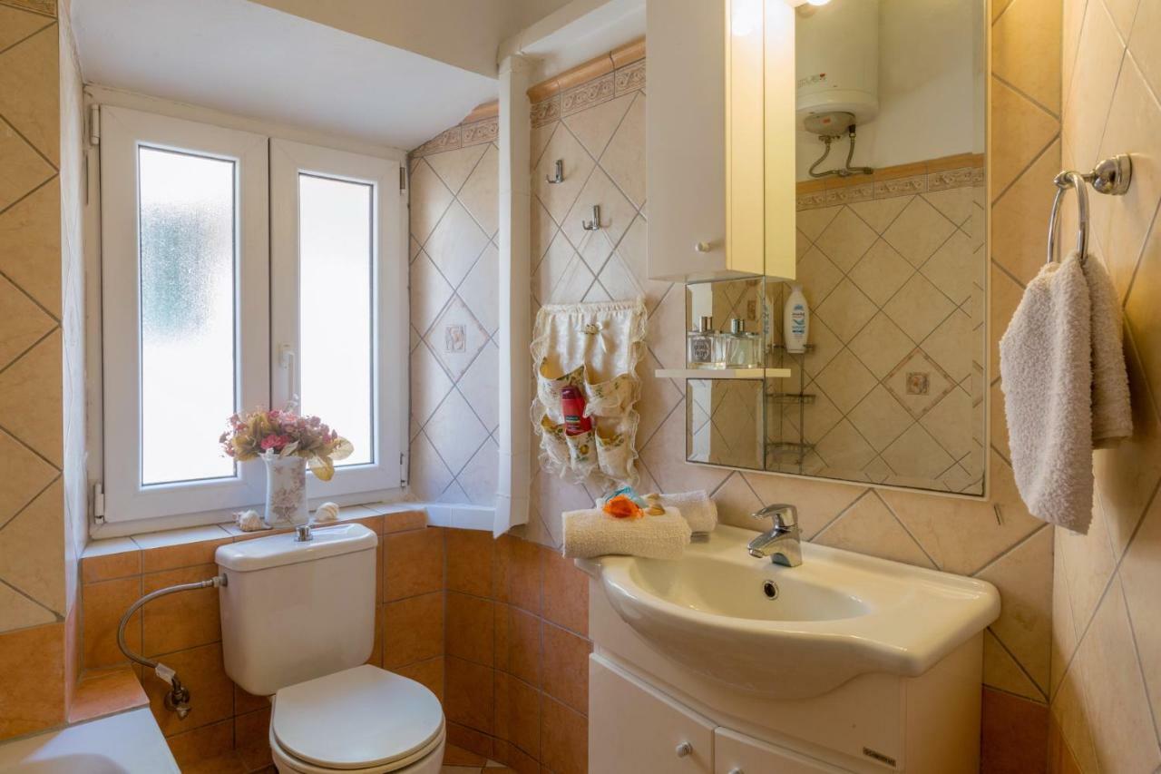 Heart Of The Old Town Apartment Corfu  Экстерьер фото