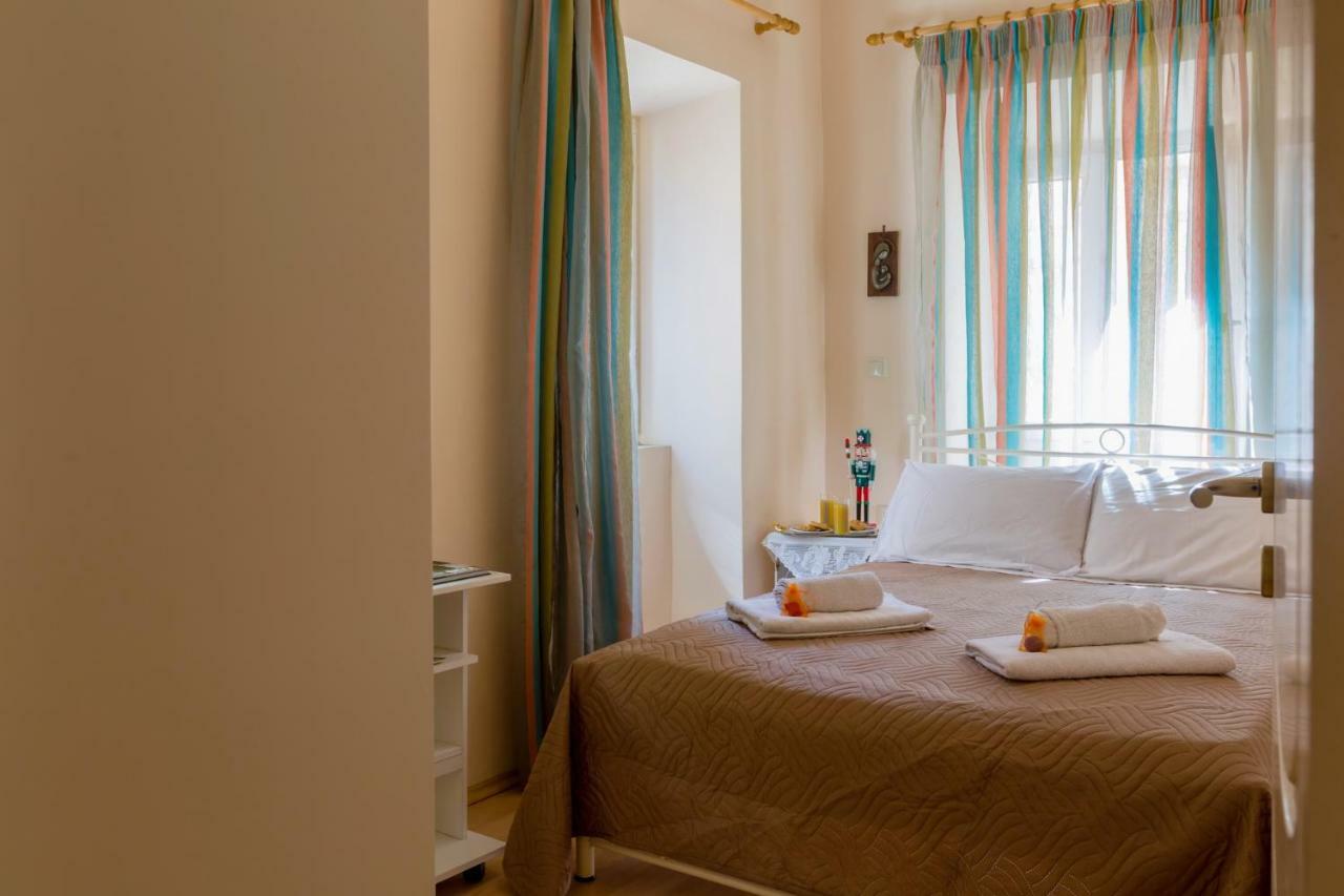 Heart Of The Old Town Apartment Corfu  Экстерьер фото